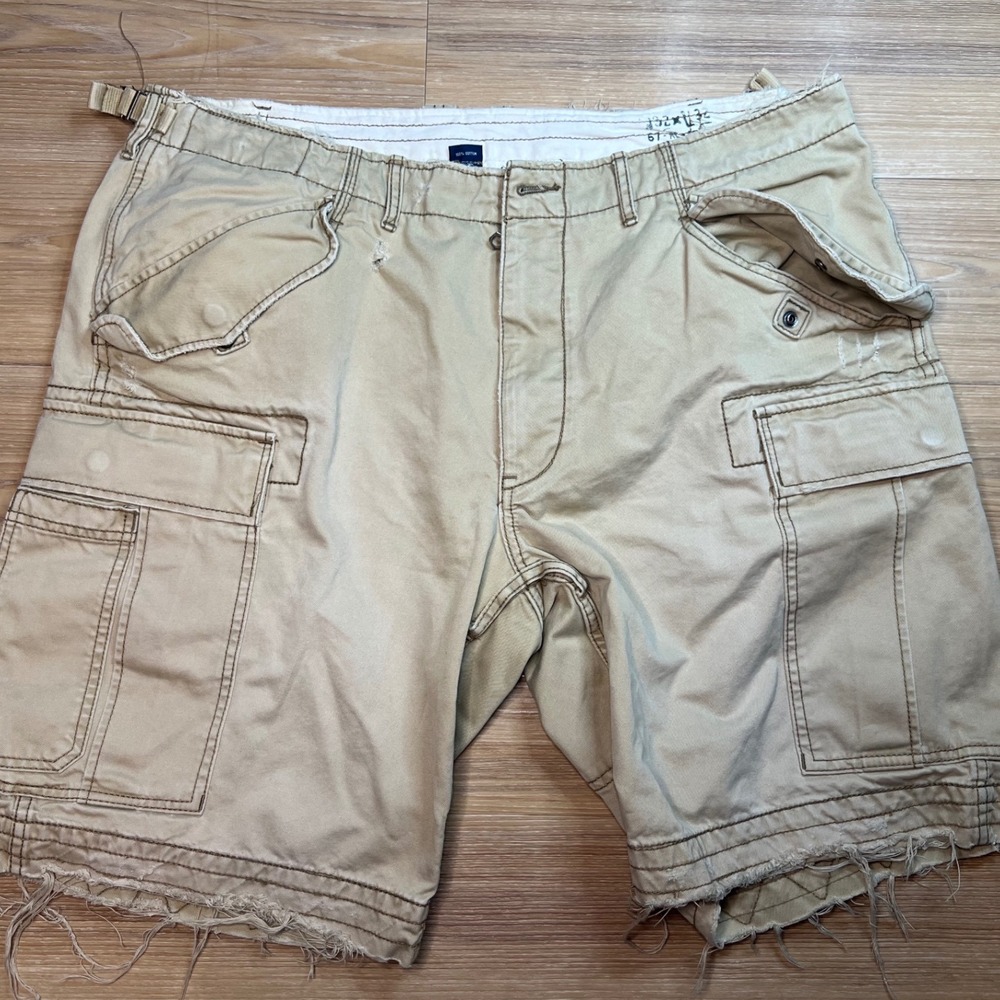 Polo Ralph Lauren Mens Cargo Shorts Distressed Tan 32